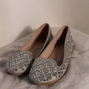 Link Comfort Silver Embellished Women's Flats